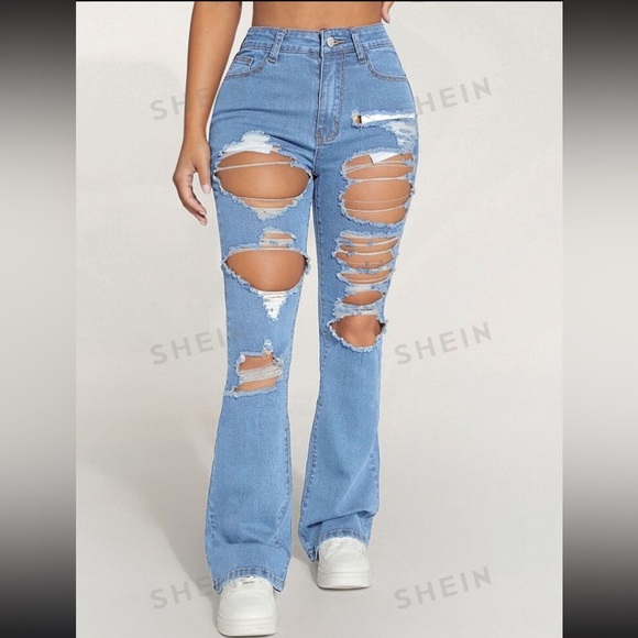 Shein high waisted ripped flared jeans in light wash blue. Size petite M/6 - Picture 2 of 13